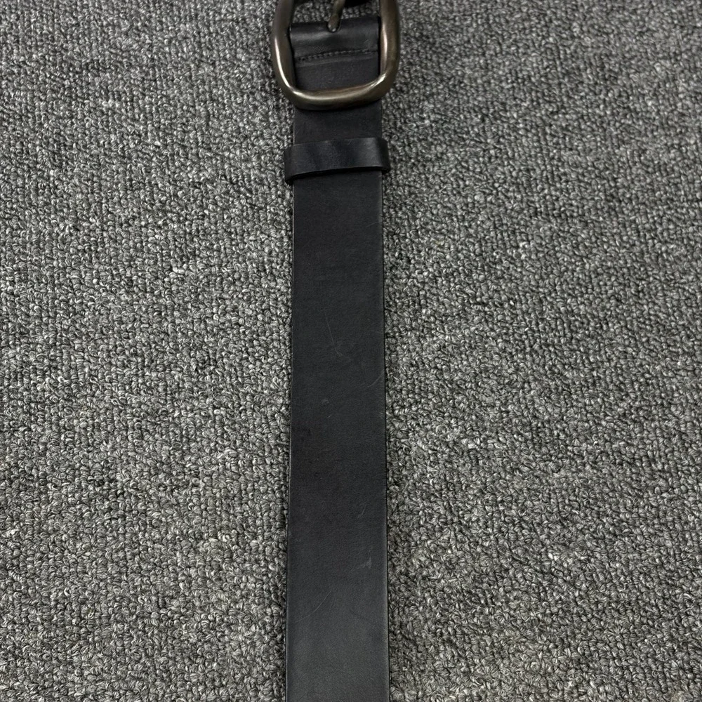 Barneys New York Black Leather Belt Made in Italy Size 34 Genuine Leather NWT